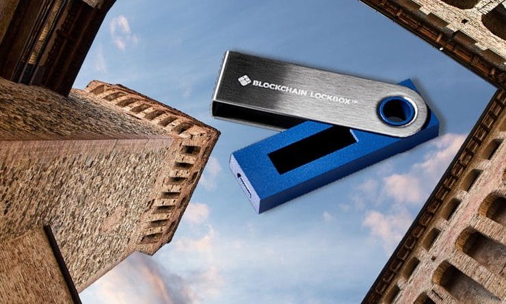 Blockchain Releases Hardware Wallet Co-Developed With Ledger 1 Blockchain Releases Hardware Wallet Co-Developed With Ledger
