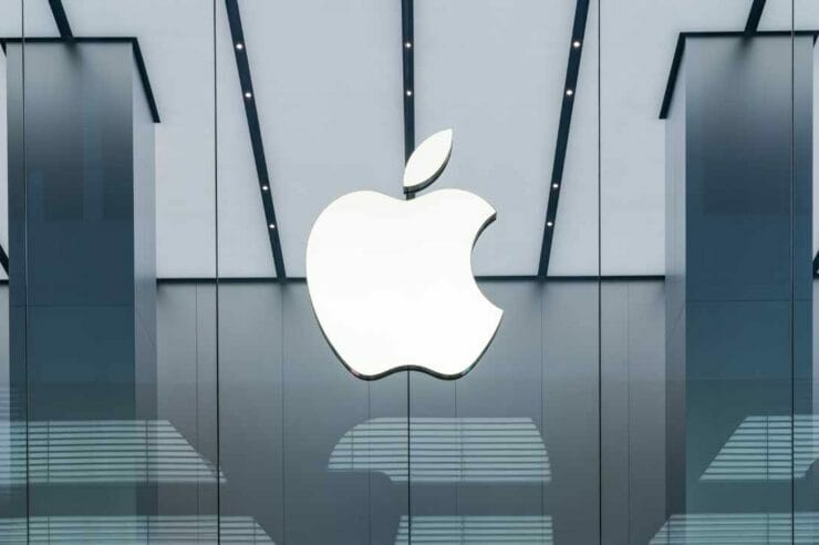 Coinbase CEO Says Apple’s Crypto Policy Raises ‘Potential Antitrust Issues’